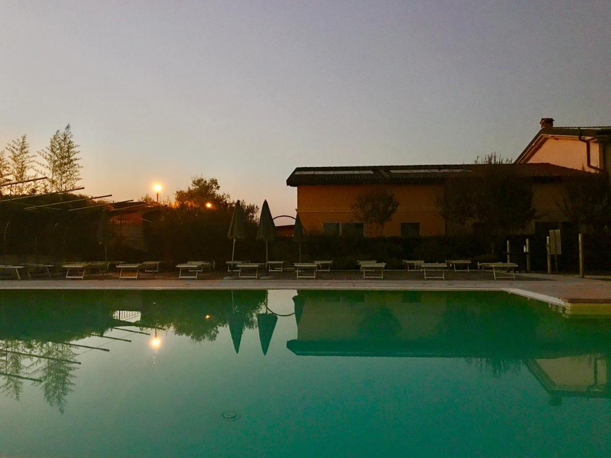פוזולנגו Agriturismo Feliciana מראה חיצוני תמונה