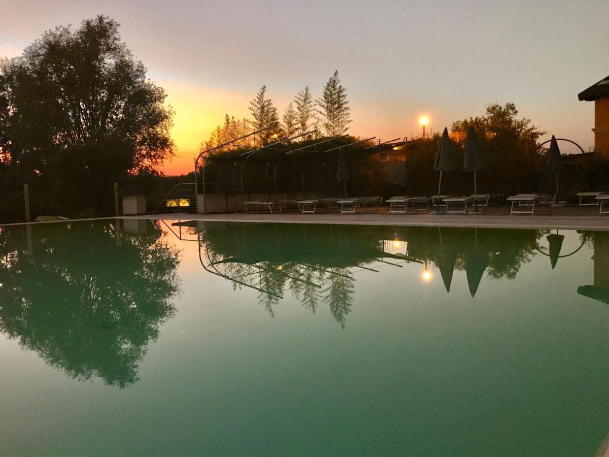 פוזולנגו Agriturismo Feliciana מראה חיצוני תמונה