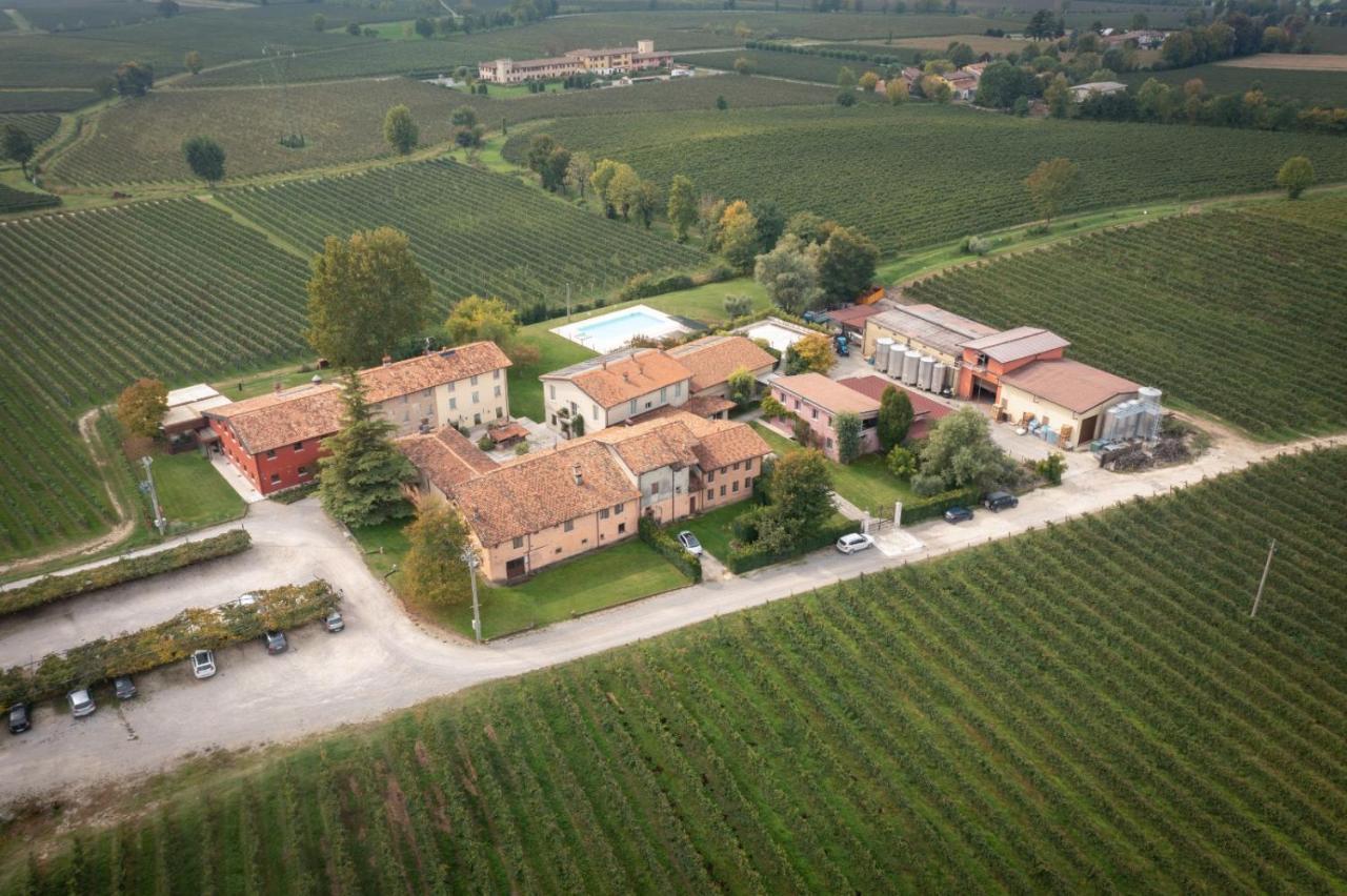 פוזולנגו Agriturismo Feliciana מראה חיצוני תמונה